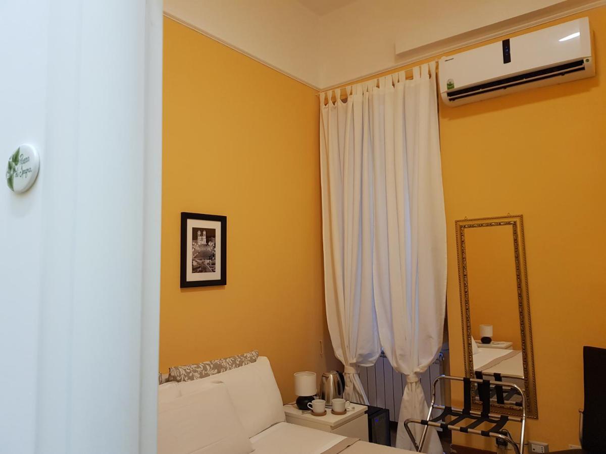 My Trevi Rooms 88 Rome Bagian luar foto